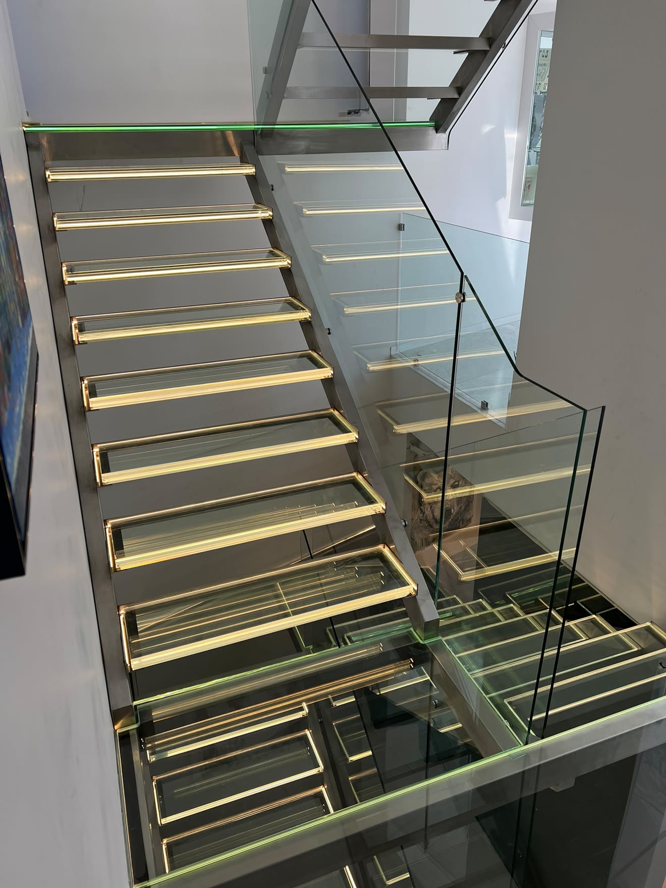 Escada Suspensa com Iluminação LED